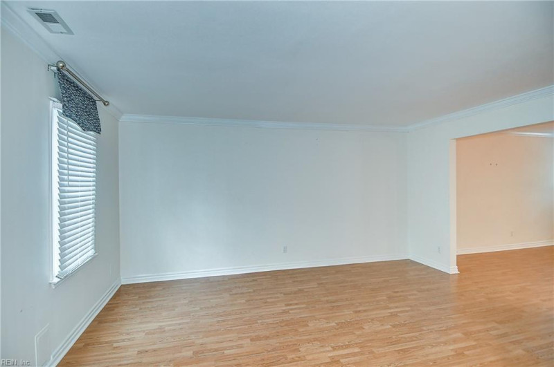 Photo 7 of 44 residential for sale in Virginia Beach virginia