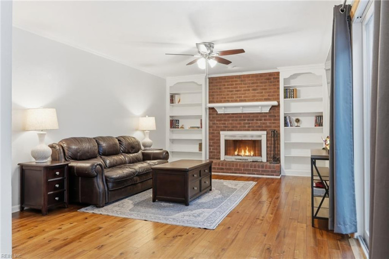 Photo 3 of 35 residential for sale in Chesapeake virginia Photo 3 of 35 residential for sale in Chesapeake virginia