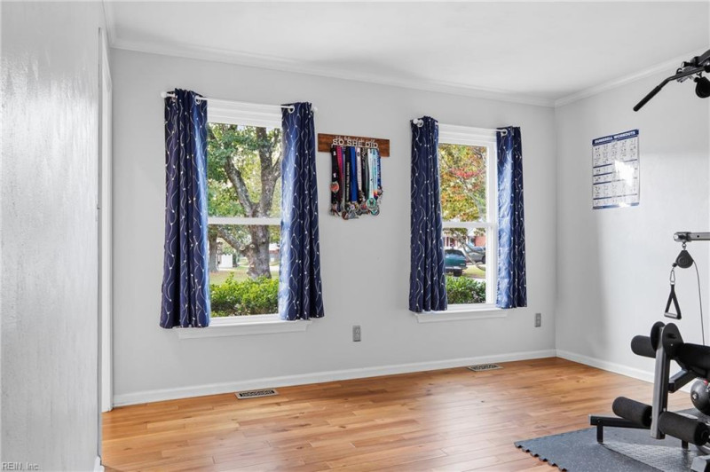 Photo 9 of 35 residential for sale in Chesapeake virginia Photo 9 of 35 residential for sale in Chesapeake virginia