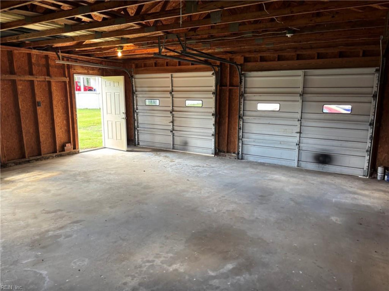 Photo 38 of 40 residential for sale in Franklin virginia