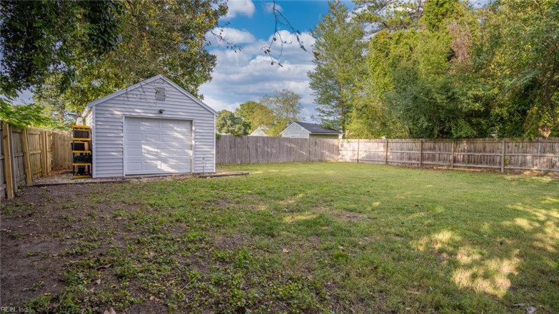 Photo 27 of 39 residential for sale in Portsmouth virginia Photo 27 of 39 residential for sale in Portsmouth virginia