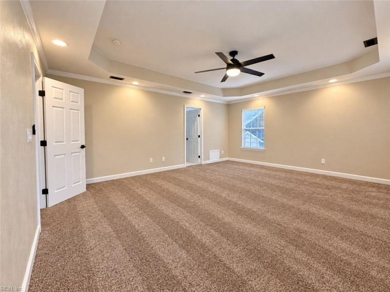 Photo 27 of 50 residential for sale in Norfolk virginia