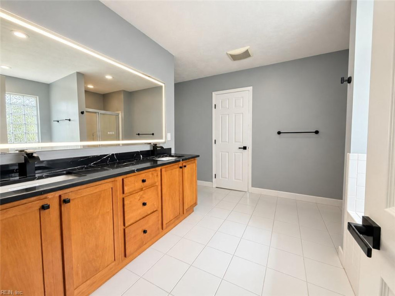 Photo 32 of 50 residential for sale in Norfolk virginia