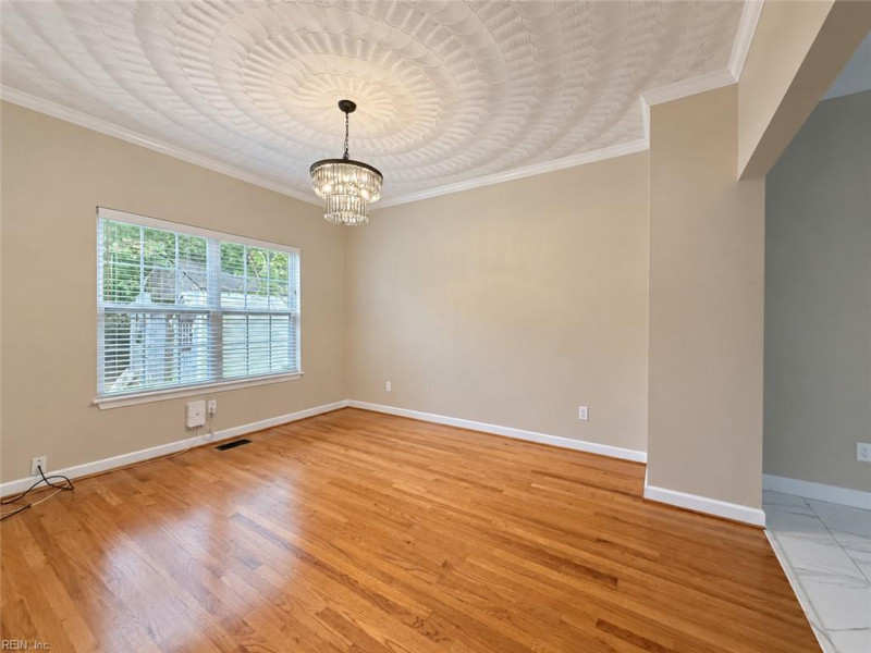 Photo 7 of 50 residential for sale in Norfolk virginia