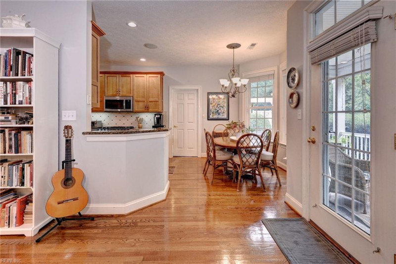 Photo 17 of 46 residential for sale in James City County virginia