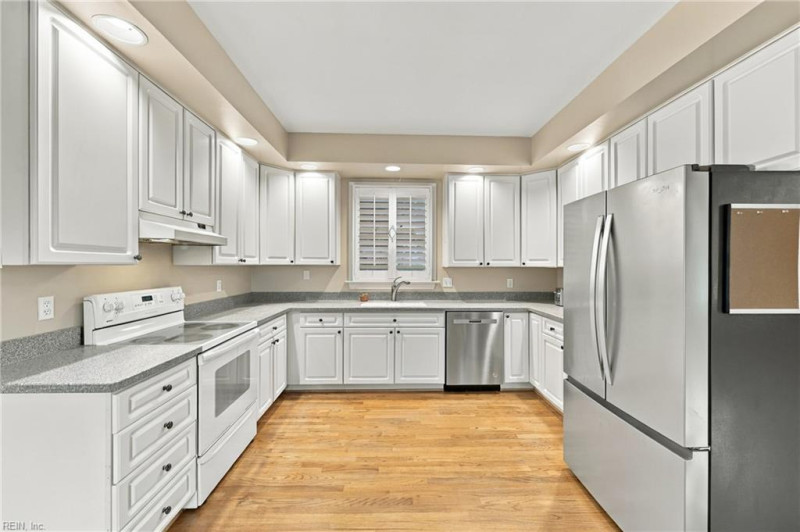 Photo 34 of 49 residential for sale in Norfolk virginia Photo 34 of 49 residential for sale in Norfolk virginia
