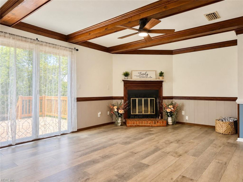 Photo 9 of 30 residential for sale in Chesapeake virginia