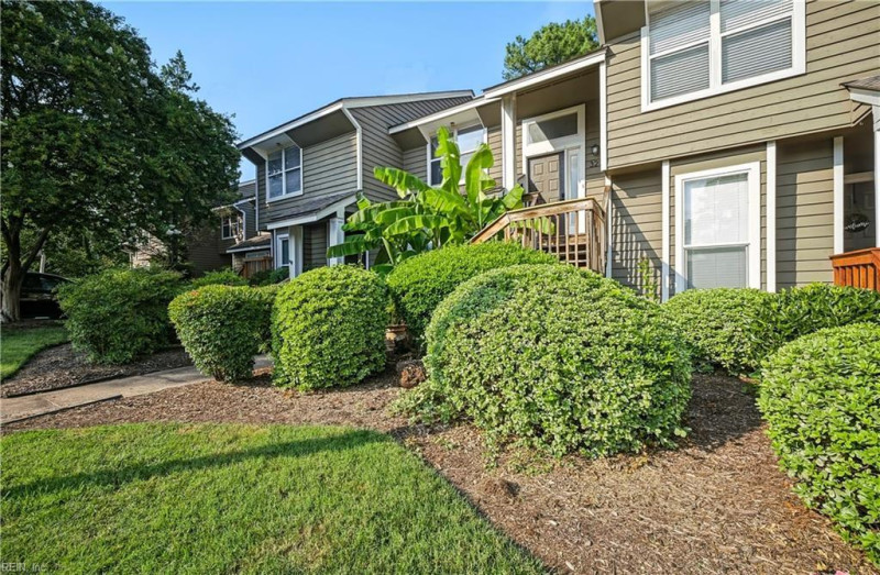 Photo 1 of 32 residential for sale in Virginia Beach virginia