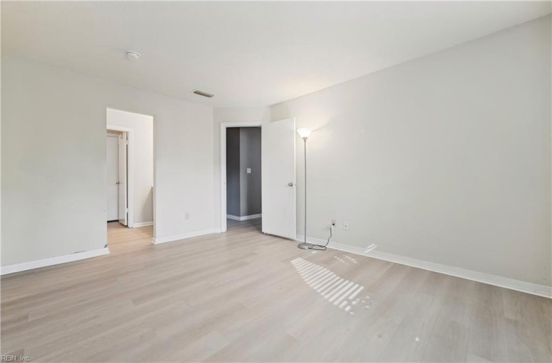 Photo 19 of 32 residential for sale in Virginia Beach virginia