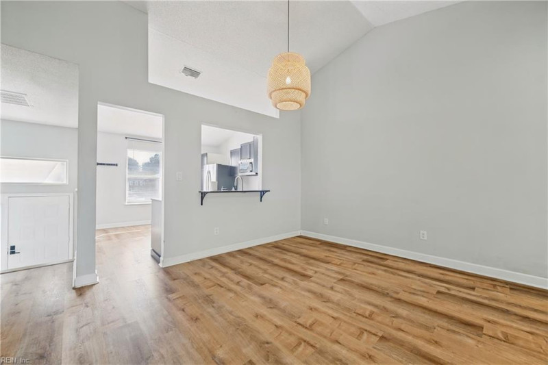 Photo 9 of 32 residential for sale in Virginia Beach virginia