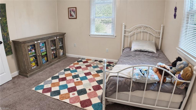 Photo 13 of 25 residential for sale in Chesapeake virginia