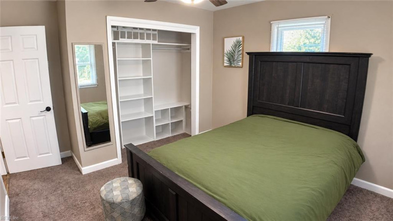 Photo 15 of 25 residential for sale in Chesapeake virginia