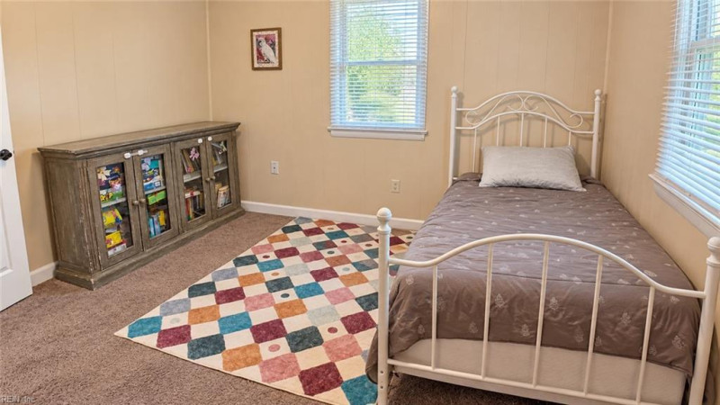 Photo 6 of 25 residential for sale in Chesapeake virginia