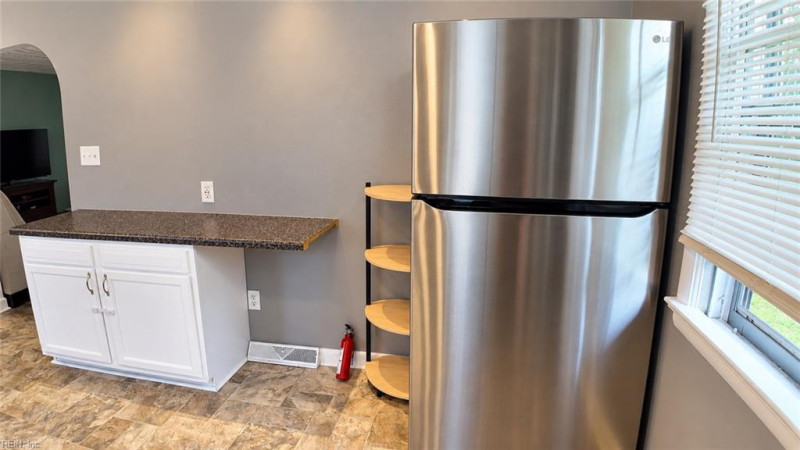 Photo 9 of 25 residential for sale in Chesapeake virginia