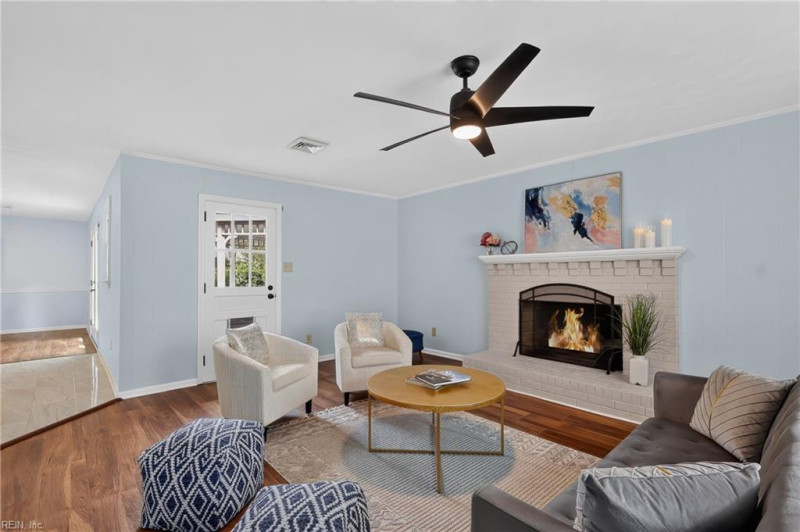 Photo 13 of 37 residential for sale in Virginia Beach virginia