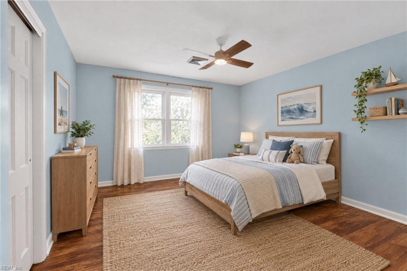Photo 18 of 37 residential for sale in Virginia Beach virginia