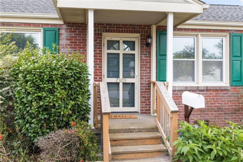 Photo 3 of 22 residential for sale in Norfolk virginia