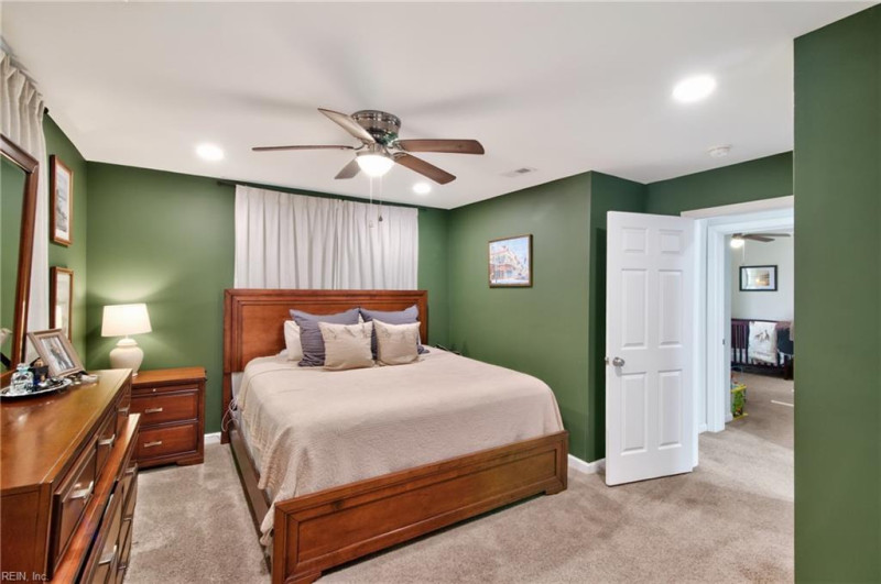 Photo 11 of 19 residential for sale in Newport News virginia