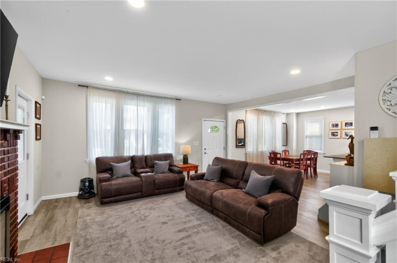 Photo 8 of 19 residential for sale in Newport News virginia