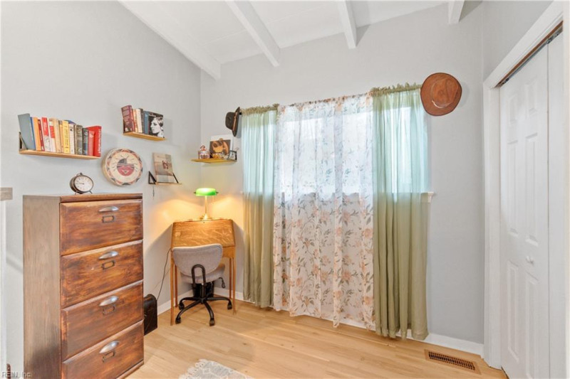 Photo 23 of 41 residential for sale in Virginia Beach virginia