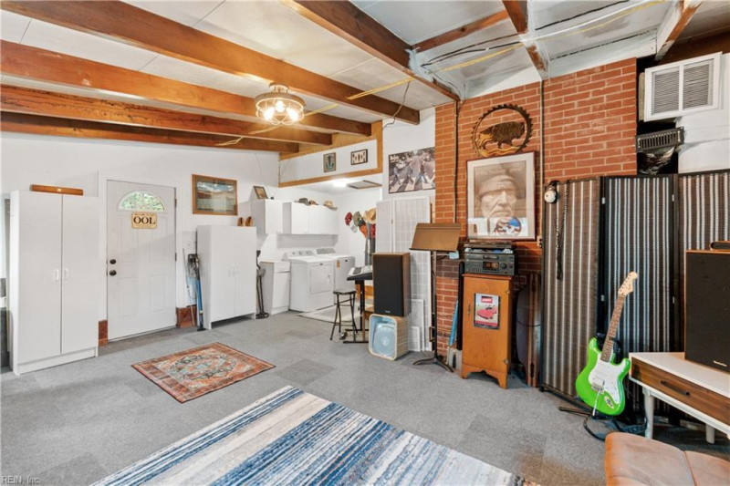 Photo 27 of 41 residential for sale in Virginia Beach virginia