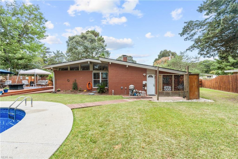 Photo 31 of 41 residential for sale in Virginia Beach virginia