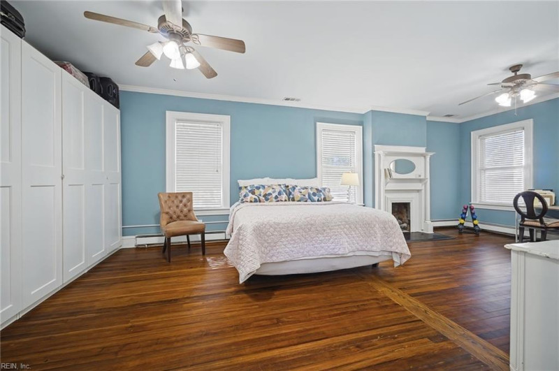 Photo 24 of 50 residential for sale in Norfolk virginia