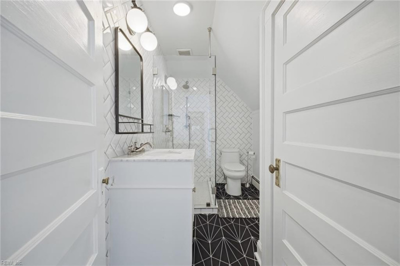 Photo 38 of 50 residential for sale in Norfolk virginia