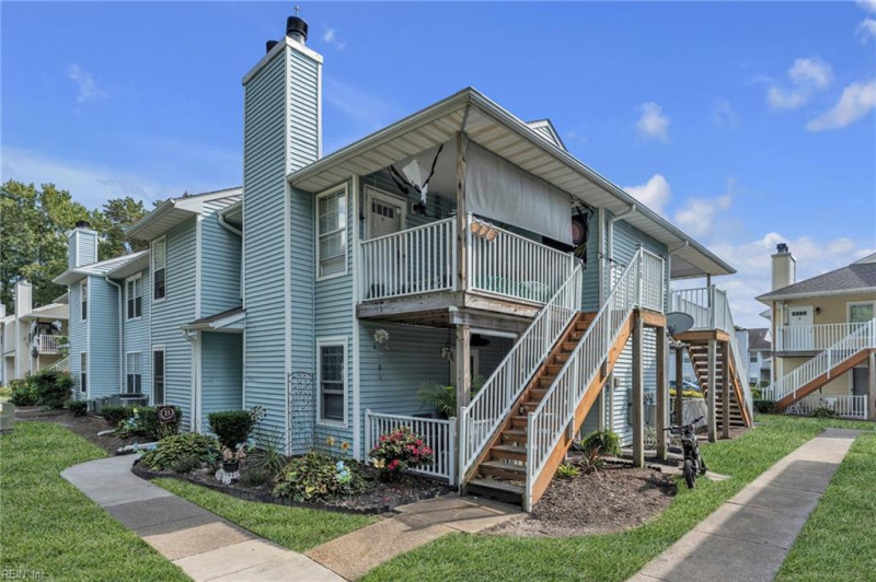 Photo 5 of 32 residential for sale in Virginia Beach virginia