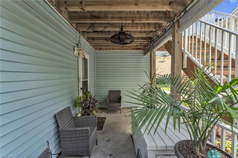 Photo 8 of 32 residential for sale in Virginia Beach virginia