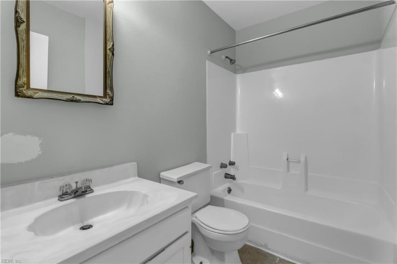Photo 9 of 20 residential for sale in Newport News virginia
