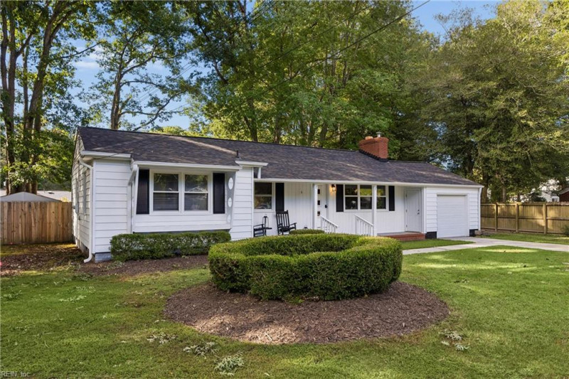 Photo 3 of 40 residential for sale in Newport News virginia Photo 3 of 40 residential for sale in Newport News virginia