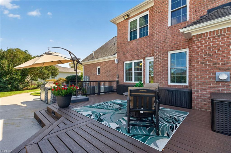 Photo 14 of 44 residential for sale in Virginia Beach virginia