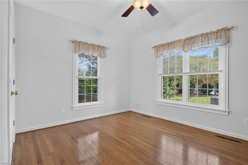 Photo 29 of 44 residential for sale in Virginia Beach virginia