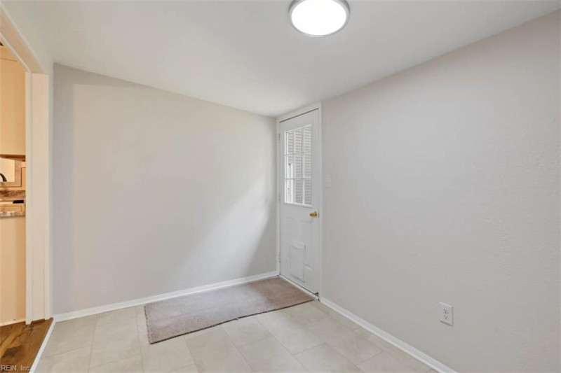 Photo 31 of 35 residential for sale in Hampton virginia Photo 31 of 35 residential for sale in Hampton virginia