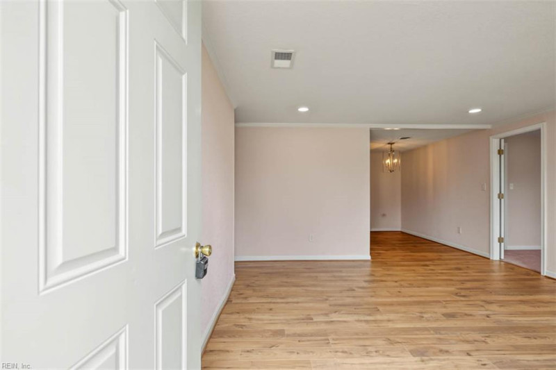 Photo 5 of 35 residential for sale in Hampton virginia Photo 5 of 35 residential for sale in Hampton virginia