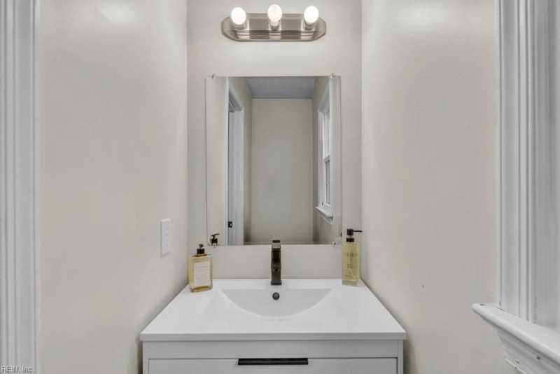 Photo 25 of 40 residential for sale in Virginia Beach virginia Photo 25 of 40 residential for sale in Virginia Beach virginia