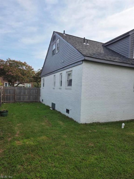 Photo 3 of 30 residential for sale in Norfolk virginia Photo 3 of 30 residential for sale in Norfolk virginia