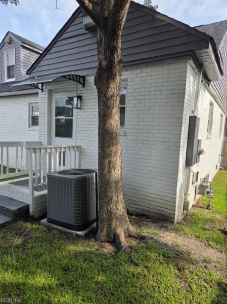 Photo 4 of 30 residential for sale in Norfolk virginia Photo 4 of 30 residential for sale in Norfolk virginia