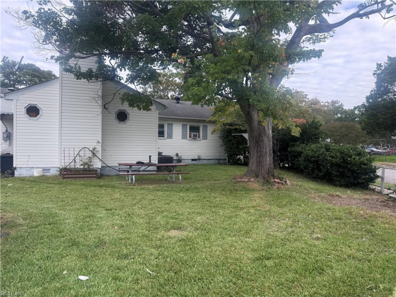 Photo 2 of 6 residential for sale in Norfolk virginia