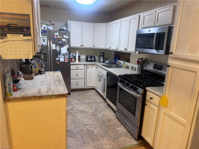Photo 6 of 6 residential for sale in Norfolk virginia