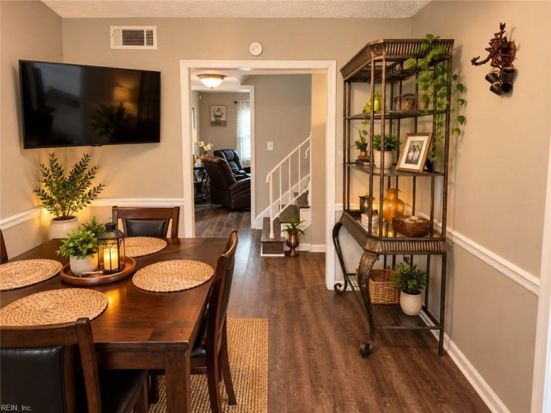 Photo 14 of 33 residential for sale in Newport News virginia