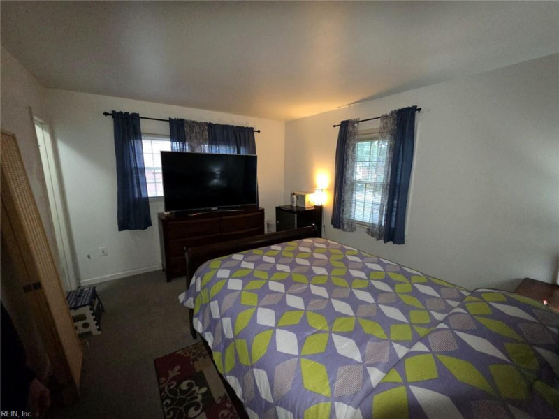 Photo 25 of 33 residential for sale in Newport News virginia
