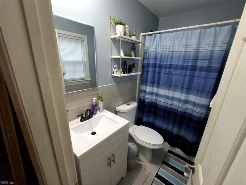 Photo 27 of 33 residential for sale in Newport News virginia