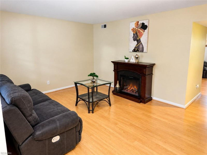 Photo 17 of 20 residential for sale in Newport News virginia