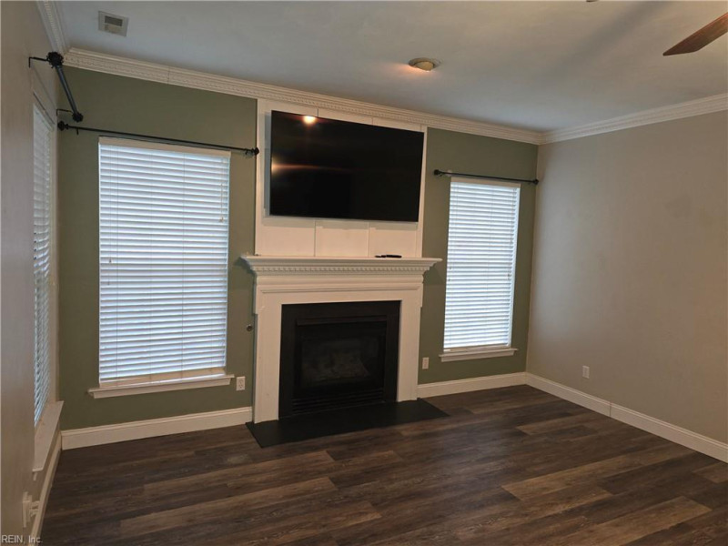 Photo 10 of 14 residential for sale in Suffolk virginia