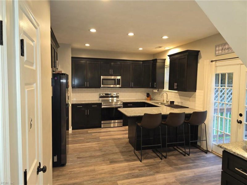 Photo 7 of 14 residential for sale in Suffolk virginia
