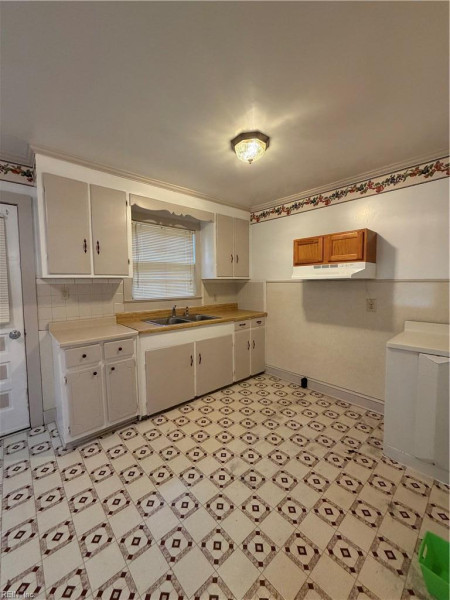 Photo 4 of 14 residential for sale in Southampton County virginia