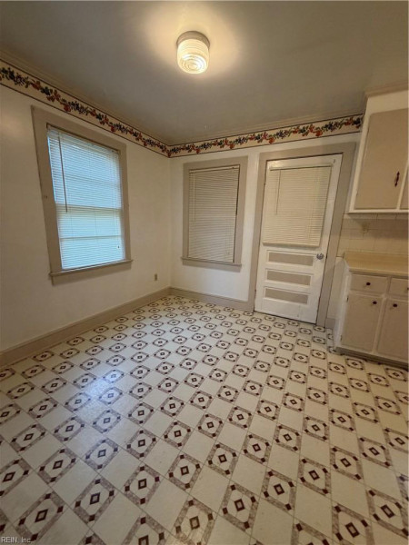 Photo 5 of 14 residential for sale in Southampton County virginia