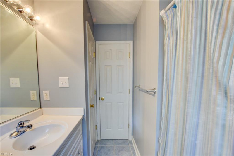 Photo 18 of 38 residential for sale in Chesapeake virginia Photo 18 of 38 residential for sale in Chesapeake virginia